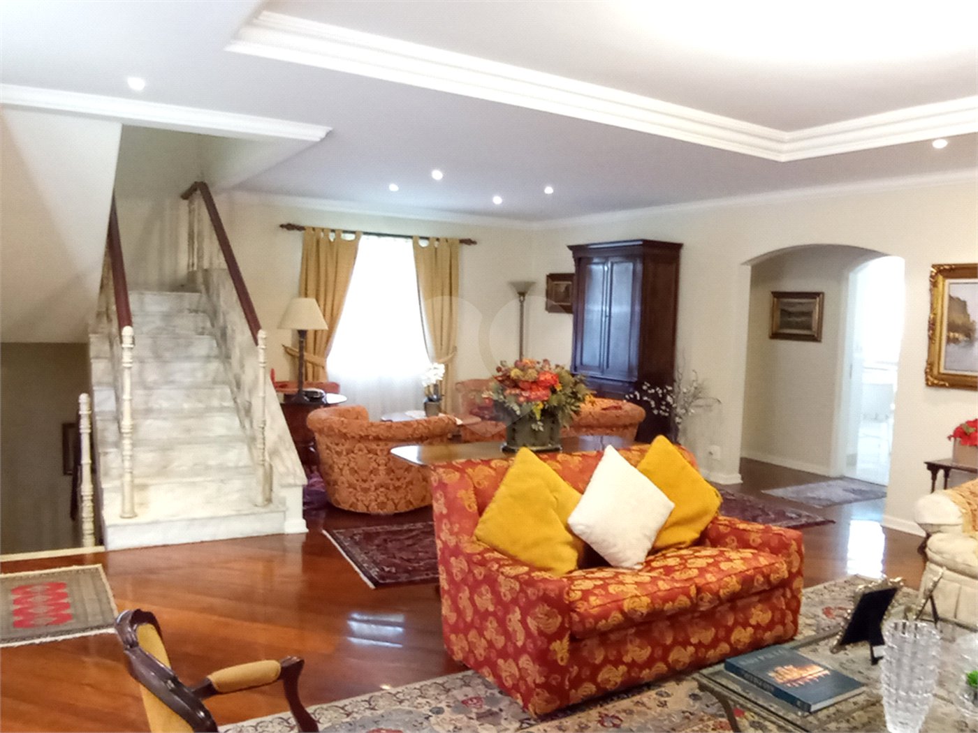 Sobrado à venda com 5 quartos, sendo 3 suítes,  em Jardim São Bento, São Paulo, SP