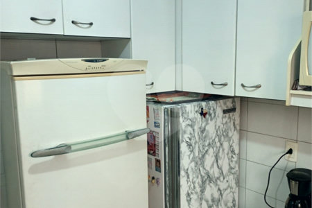 Sobrado à venda com 3 quartos em Jardim Colombo, São Paulo, SP