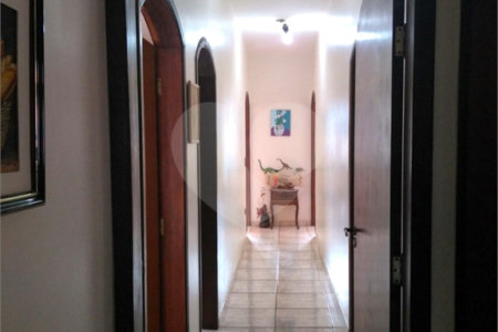 Casa à venda com 4 quartos, sendo 2 suítes, em Jardim Paulista, Atibaia, SP