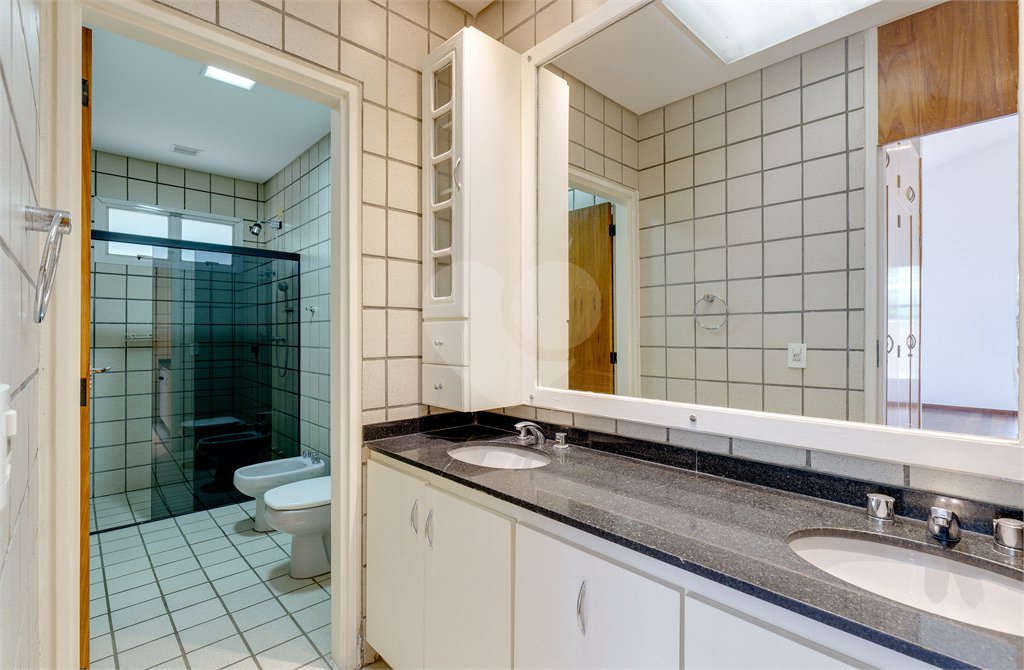 Casa Térrea à venda com 3 quartos, sendo 1 suíte, em Granja Julieta, São Paulo, SP