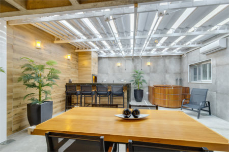 Casa à venda com 4 quartos, sendo 2 suítes, no condomínio Residencial Vila Lagos, São Paulo - SP