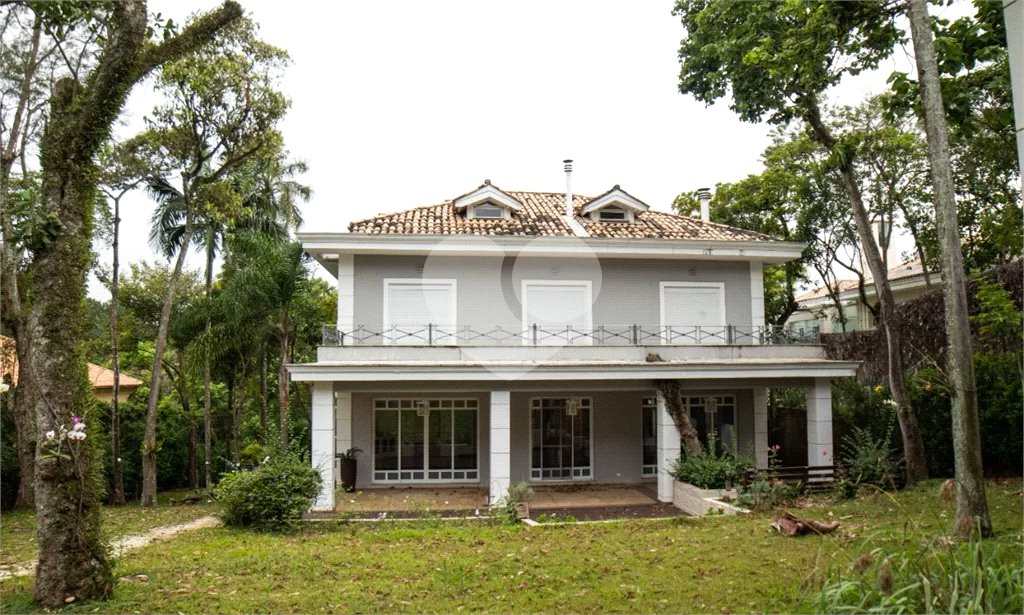 Casa à venda ou para alugar com 4 suítes no condomínio Chácara Flora, São Paulo - SP