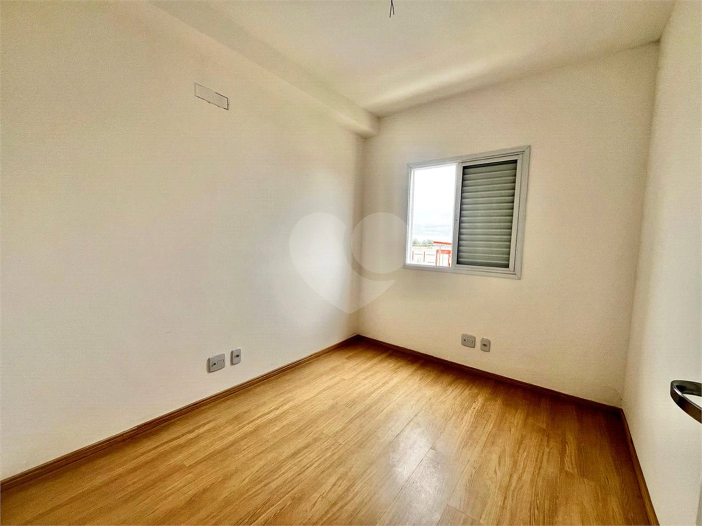 Apartamento à venda com 3 quartos, sendo 1 suíte,  em Vila Macia, Itapetininga, SP
