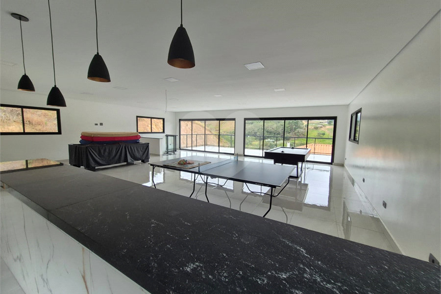 Casa à venda com 4 suítes no condomínio Reserva da Serra, Mairiporã - SP