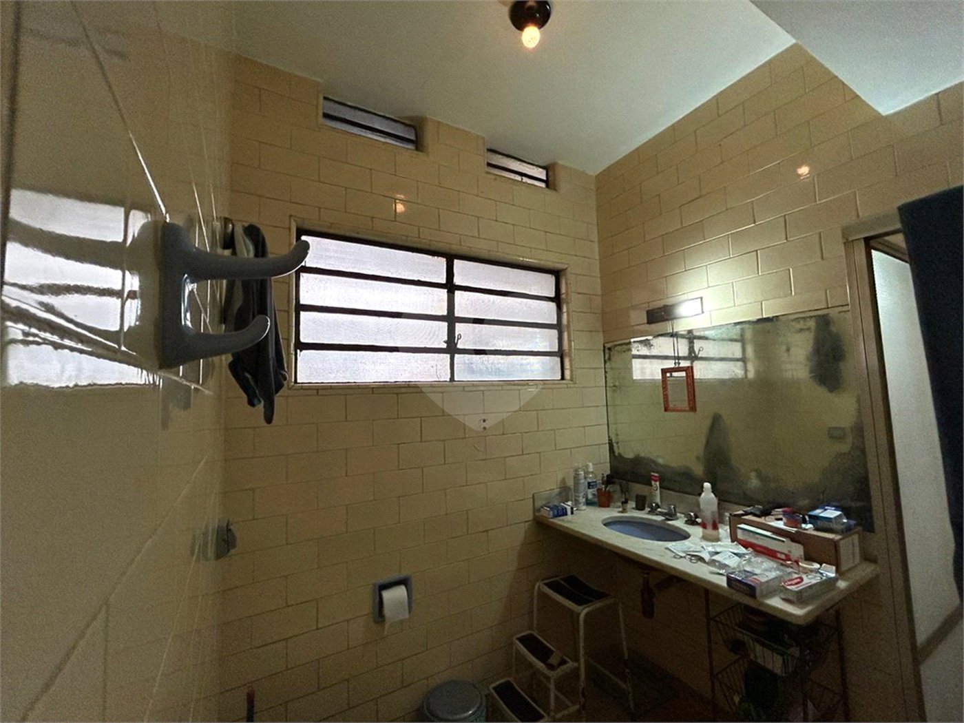 Casa à venda com 5 quartos, sendo 2 suítes, em Alto da Boa Vista, São Paulo, SP