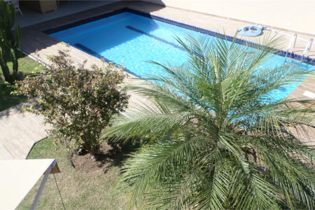 Sobrado à venda com 4 suítes em Recanto Impla, Carapicuíba, SP