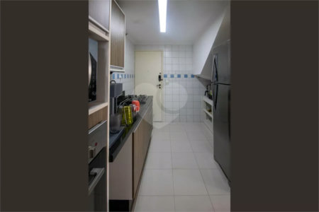 Duplex à venda com 2 suítes em Jardim Londrina, São Paulo, SP