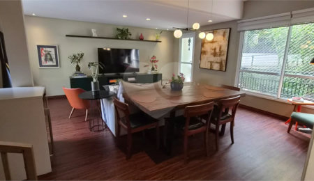 Casa à venda com 3 quartos, sendo 1 suíte,  no condomínio Townhouse Village Morumbi, São Paulo - SP