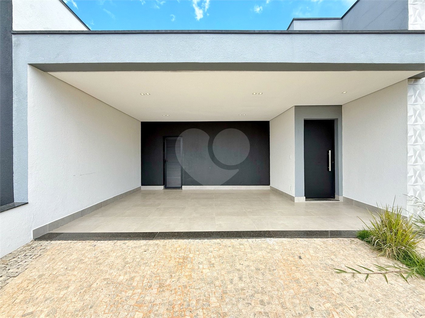 Casa à venda com 3 quartos, sendo 1 suíte,  no condomínio Jardim Piemonte, Indaiatuba - SP