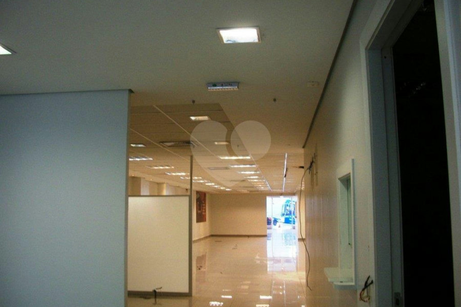 Prédio à venda em Santana, São Paulo, SP