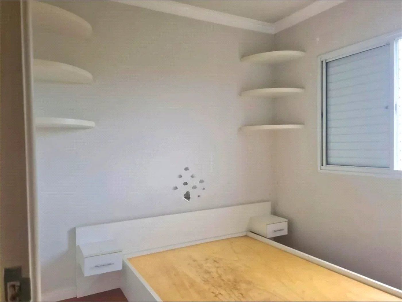 Apartamento à venda com 3 quartos, sendo 1 suíte, em Jardim Ester, São Paulo, SP