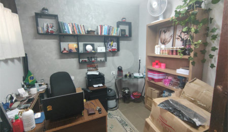 Casa à venda com 3 suítes em Jundiaizinho (terra Preta), Mairiporã, SP