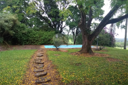 Sítio à venda com 5 suítes no Centro, Araçoiaba da Serra, SP