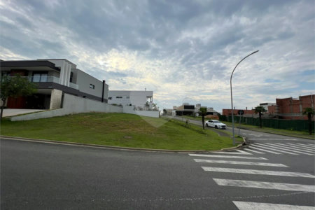 Terreno à venda no condomínio Alphaville Iii, Votorantim - SP