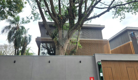 Casa à venda com 4 suítes no condomínio Plm 875, São Paulo - SP