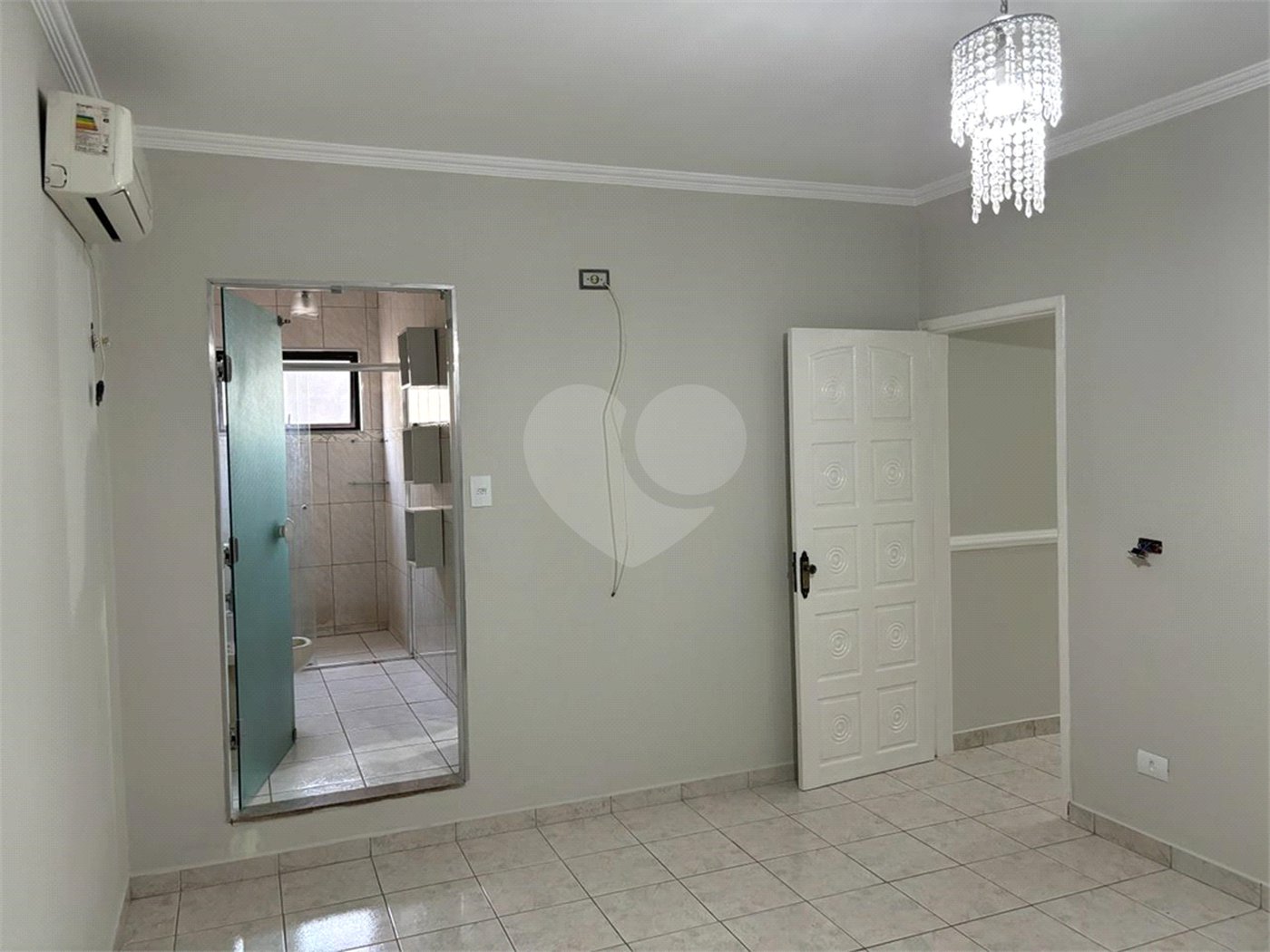 Casa à venda com 3 quartos, sendo 1 suíte, em Jardim São Judas Tadeu, Salto, SP