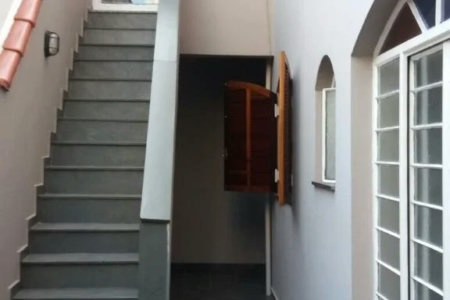 Sobrado à venda ou para alugar com 4 quartos, sendo 1 suíte,  em Vila Butantã, São Paulo, SP