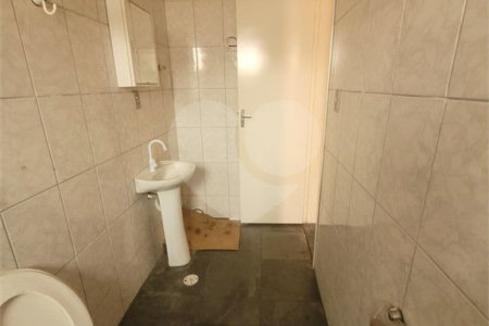 Casa à venda com 3 quartos, sendo 1 suíte, em Vila Vitório Mazzei, São Paulo, SP