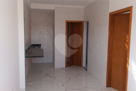 Casa à venda com 2 quartos no condomínio Residencial Luta, São Paulo - SP