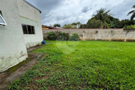 Casa à venda com 4 quartos, sendo 2 suítes, no condomínio Zuleika Jabour, Salto - SP