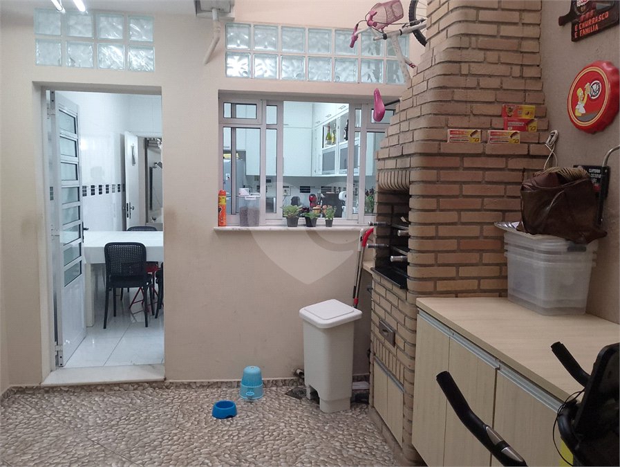 Sobrado à venda com 3 quartos, sendo 2 suítes, em Vila Dom Pedro I, São Paulo, SP
