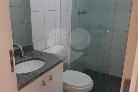 Apartamento à venda ou para alugar com 3 quartos, sendo 1 suíte,  em Vila Suzana, São Paulo, SP