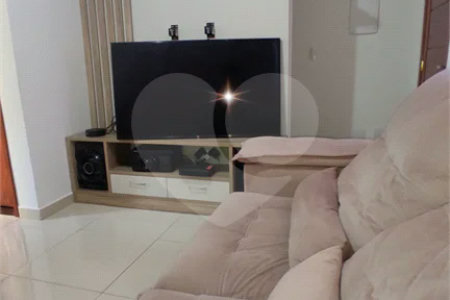 Casa à venda com 2 suítes em Chora Menino, São Paulo, SP