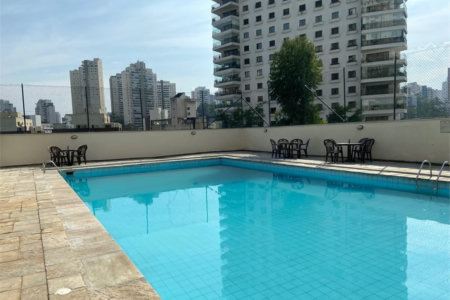Apartamento à venda com 4 quartos, sendo 2 suítes,  em Vila Andrade, São Paulo, SP