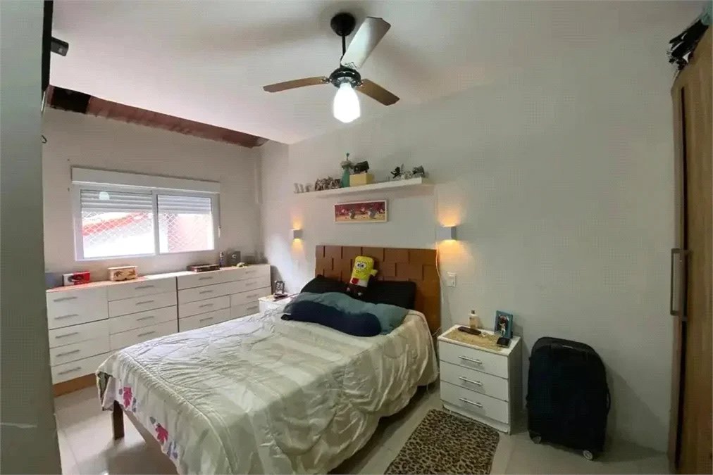 Sobrado à venda com 3 quartos, sendo 2 suítes, em Conjunto Residencial Butantã, São Paulo, SP