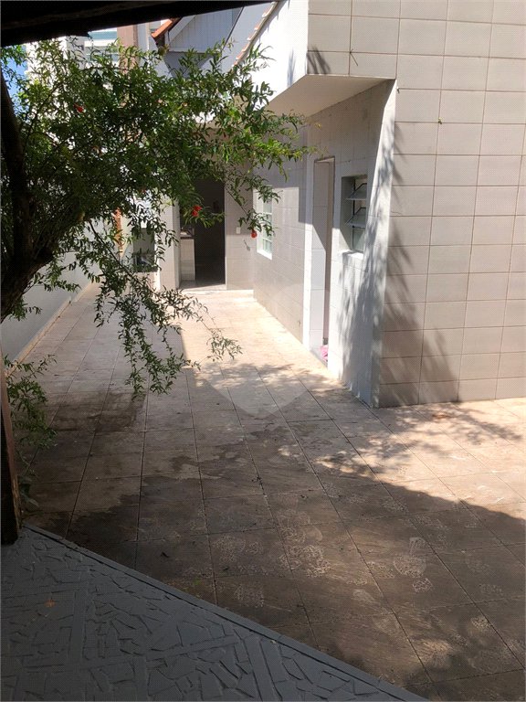 Sobrado à venda ou para alugar com 4 quartos, sendo 1 suíte, em Vila Regente Feijó, São Paulo, SP