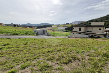 Terreno à venda no condomínio Portal Lamis I, Atibaia - SP