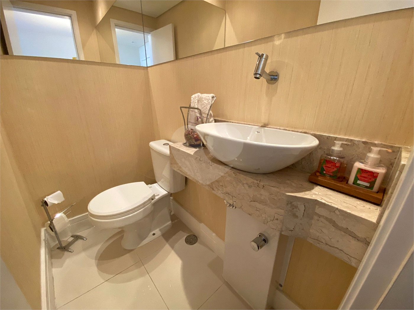 Apartamento à venda com 2 suítes em Parada Inglesa, São Paulo, SP
