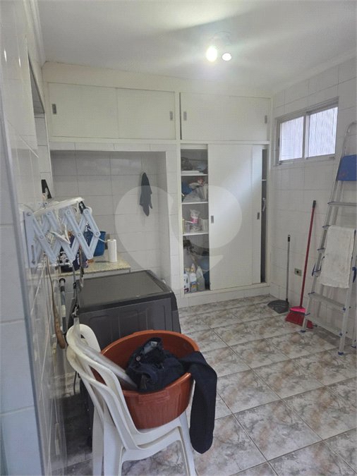 Sobrado à venda com 4 quartos, sendo 1 suíte, em Vila Graciosa, São Paulo, SP