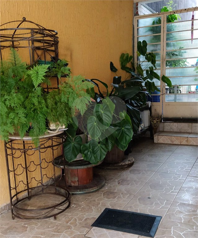 Sobrado à venda com 3 quartos, sendo 1 suíte, em Jardim Tabatinga, Guarulhos, SP