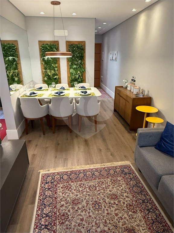 Apartamento à venda com 2 quartos, sendo 1 suíte,  em Campestre, Santo André, SP