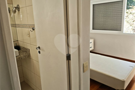 Apartamento à venda com 3 quartos, sendo 1 suíte, em Vila Ester (zona Norte), São Paulo, SP