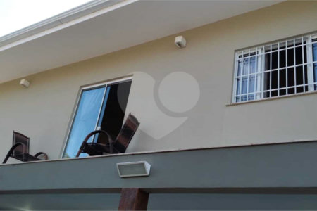 Casa à venda com 3 quartos, sendo 1 suíte, em Santa Cândida, Vinhedo, SP