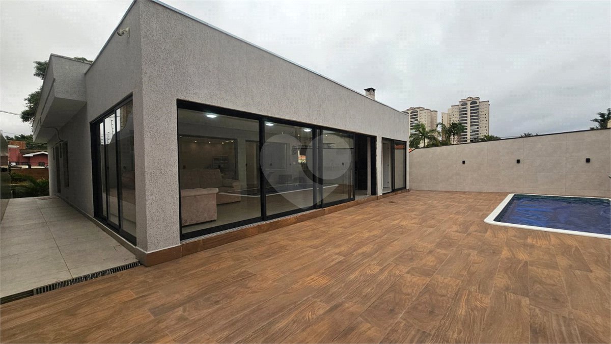 Casa à venda com 3 suítes em Jardim São Caetano, São Caetano do Sul, SP