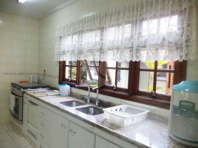 Sobrado à venda com 3 quartos, sendo 1 suíte,  em Campo Belo, São Paulo, SP