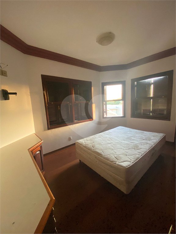 Casa à venda com 3 quartos, sendo 4 suítes,  no condomínio Estância Marambaia, Vinhedo - SP