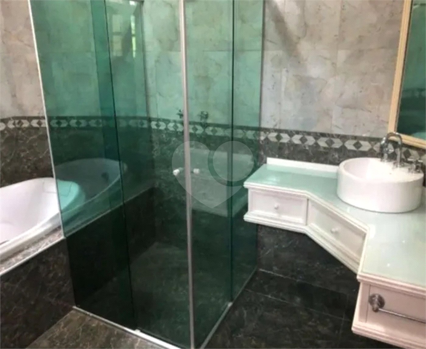 Casa à venda com 4 quartos, sendo 2 suítes,  em Jardim Pagliato, Sorocaba, SP