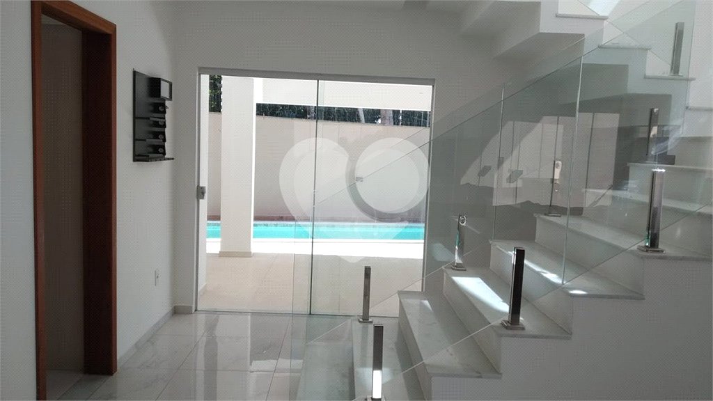 Casa à venda com 4 quartos, sendo 1 suíte, em Arraial D´ajuda, Porto Seguro, BA