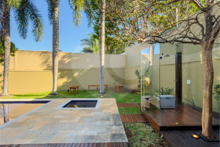 Casa à venda com 4 suítes no condomínio Villa Borghese, Indaiatuba - SP