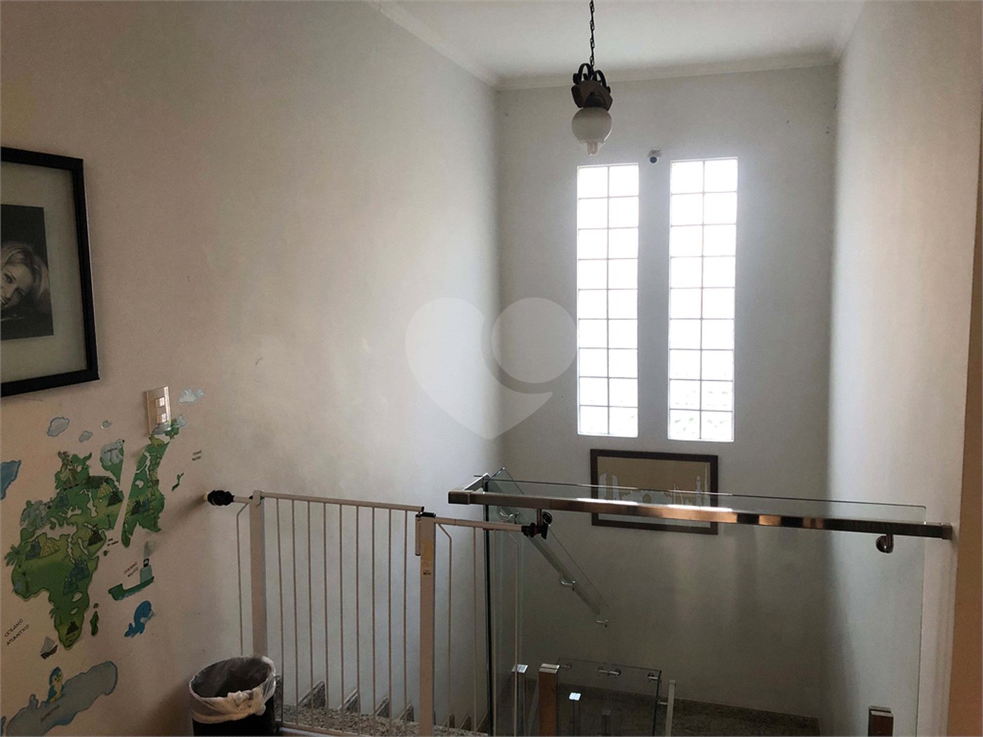 Casa à venda com 3 quartos, sendo 2 suítes,  no condomínio Aruã, Mogi das Cruzes - SP