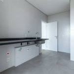 Apartamento à venda ou para alugar com 4 quartos, sendo 3 suítes,  em Jardim Morumbi, São Paulo, SP