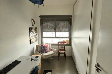 Apartamento à venda com 2 quartos, sendo 1 suíte,  em Vila Romana, São Paulo, SP