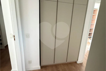 Apartamento para alugar com 3 suítes em Vila Helena, Atibaia, SP