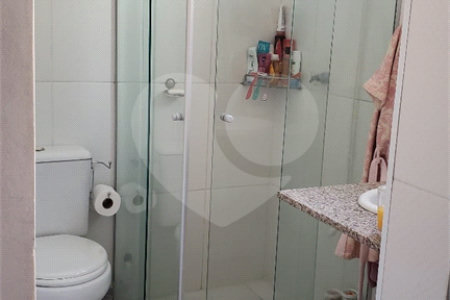 Casa à venda com 3 suítes em Cambuci, São Paulo, SP