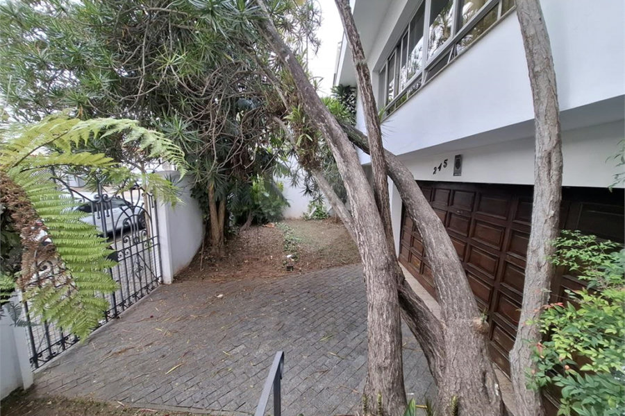Casa à venda com 4 quartos, sendo 1 suíte, em Água Fria, São Paulo, SP