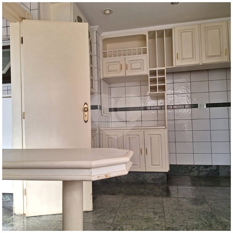 Apartamento para alugar com 4 quartos, sendo 1 suíte, em Bela Vista, São Paulo, SP